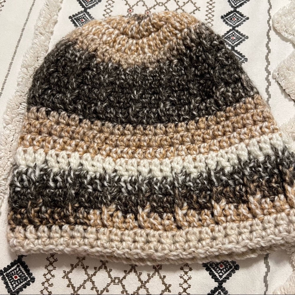 NEW! Crochet Neutral Ombre Knit Beanie